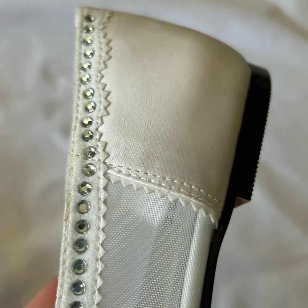 Bartley Mischa Gigi Gem NWOT girls dress flat. Communion/bridal ready. Perfect